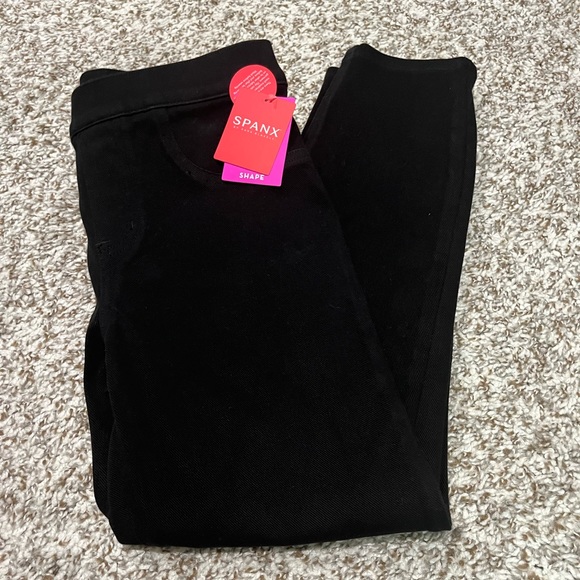 NWT: Spanx Jean-ish Cropped Leggings - Picture 3 of 6